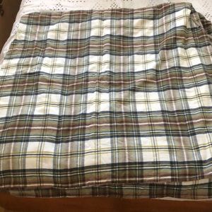 Plaid duvet cover : full size  never used ….. and it’s flannel -